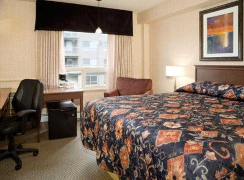 Sandman Hotel & Suites Риджайна Номер фото